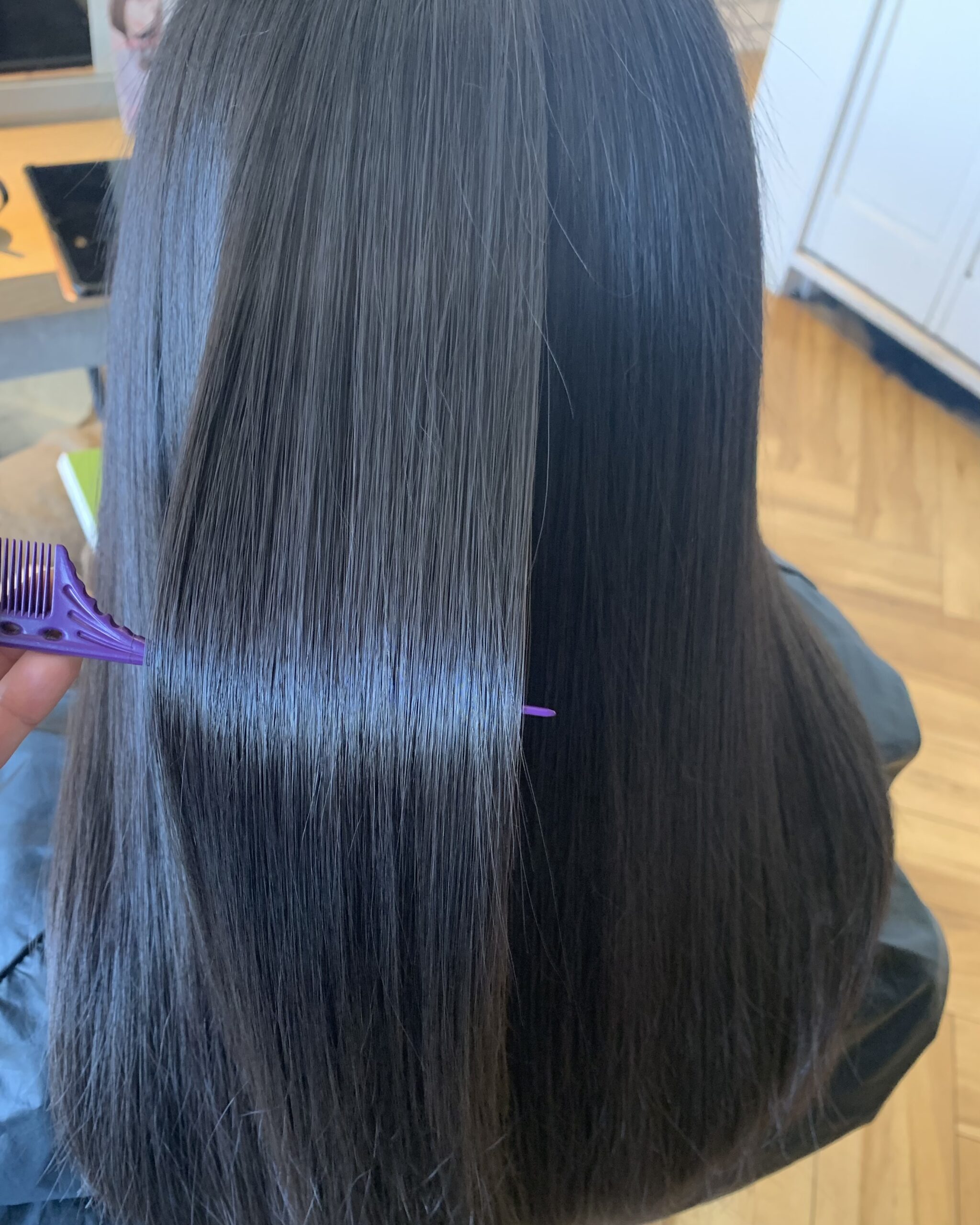 縮毛矯正後のお客様のafterヘアスタイル